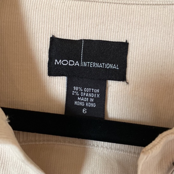 Woman's corduroy jacket - Picture 2 of 4